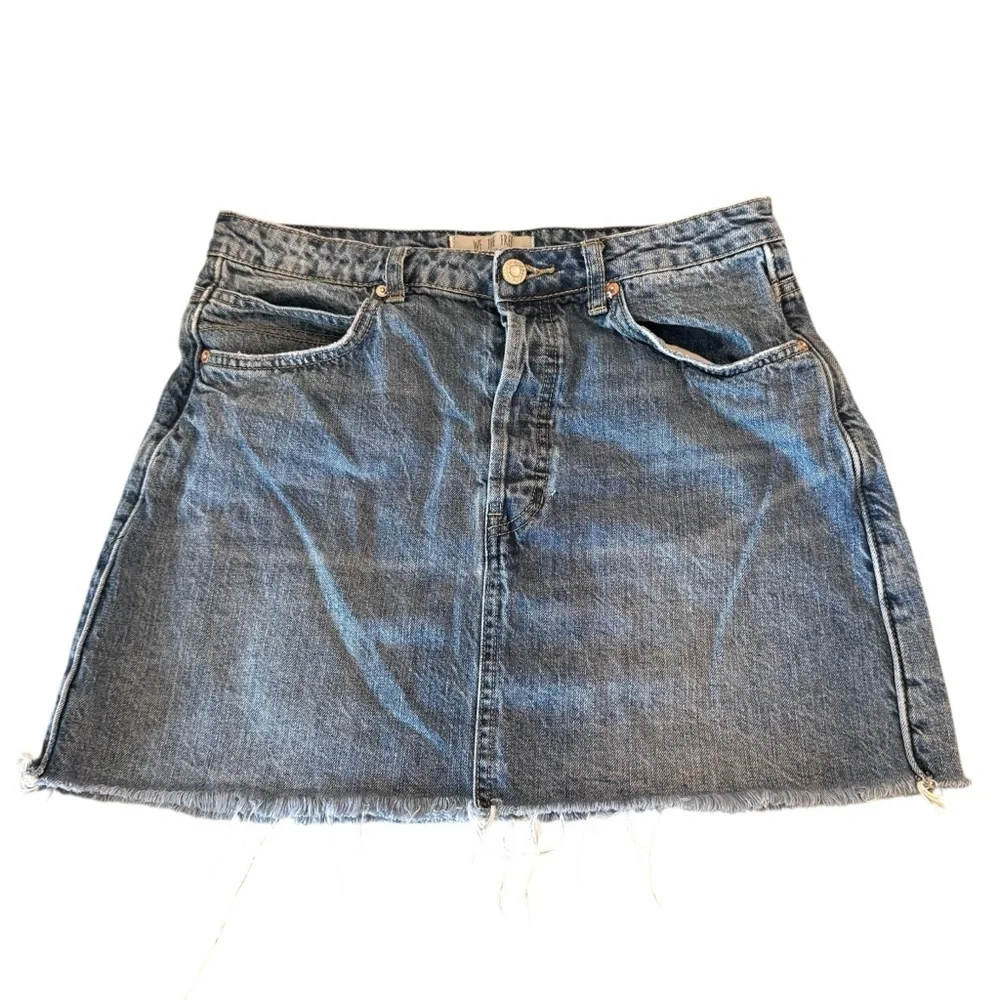 We the Free Women's 30 Button Fly Frayed Hem 100% Cotton Denim Skirt Back Buckle - Picture 1 of 9